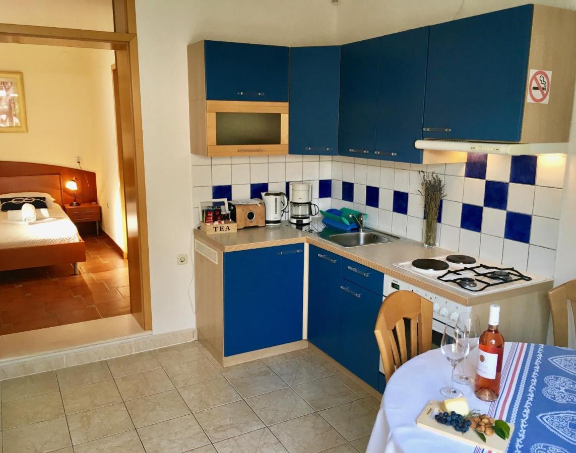 Apartments Villa Jadranka Adults Only ボル エクステリア 写真